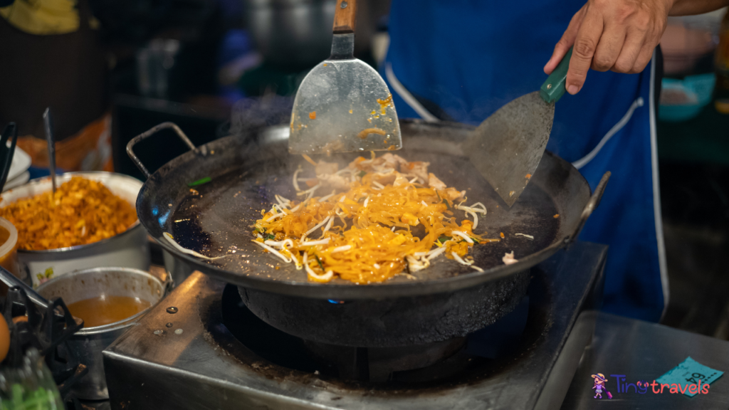 Pad Thai, Thai street food 