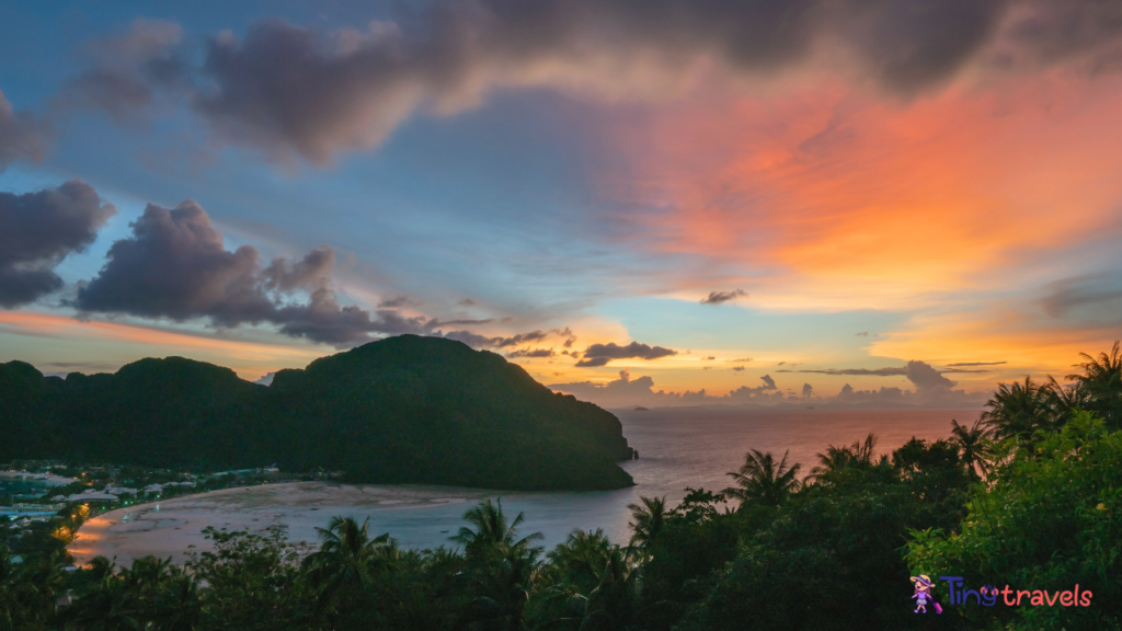 Sun set at phi phi 