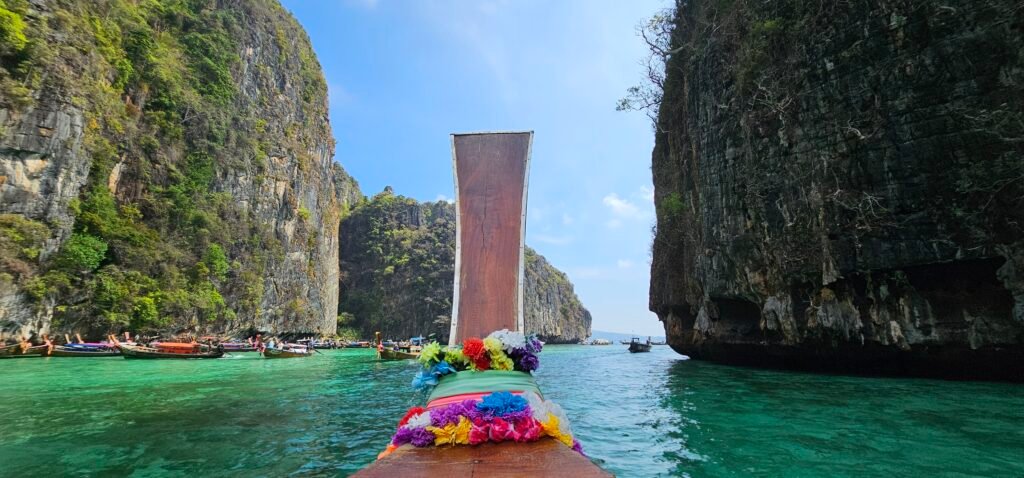 krabi tourist spot
best diving spots in krabi
hidden spots in krabi
krabi sunrise spot