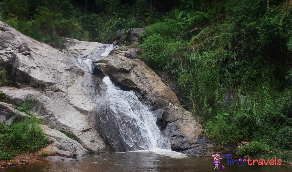 Mor Paeng Waterfall