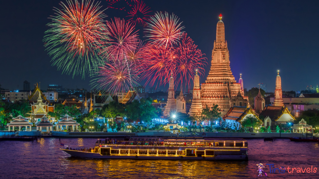 River Cruise In Bangkok 