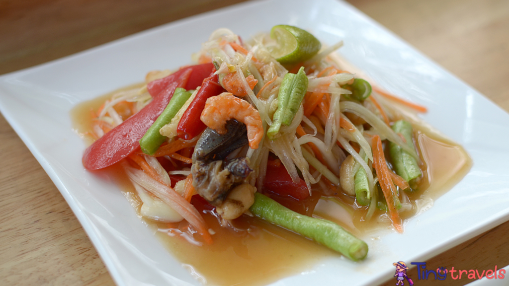 Som Tum (Spicy Green Papaya Salad