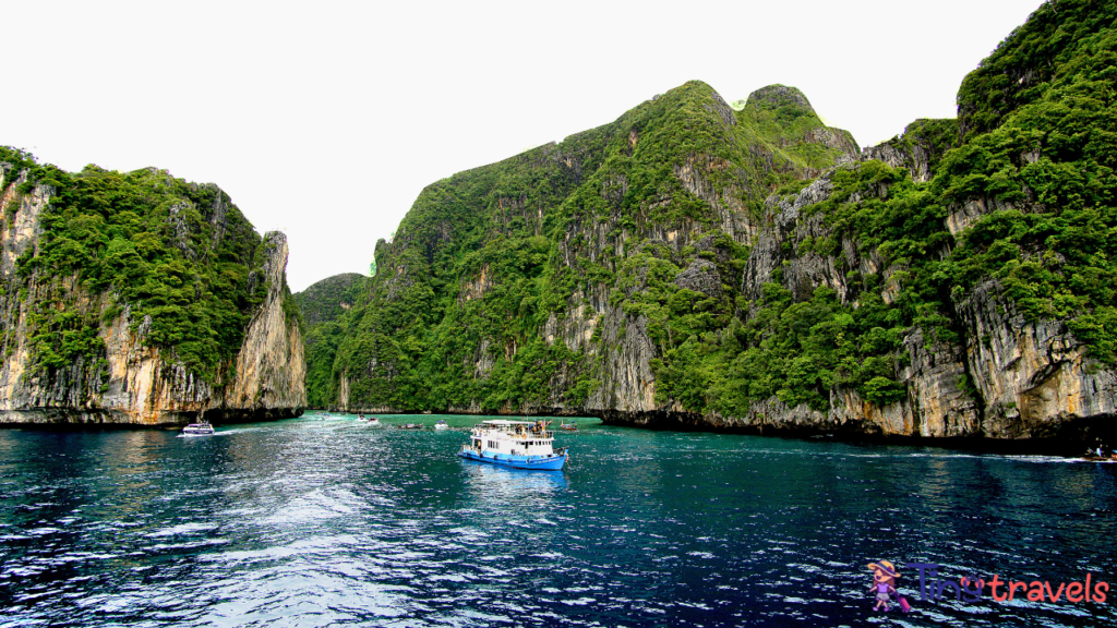 Thailand ferry island hopping 