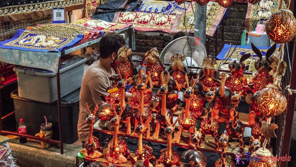 Sunday Chiang mai market 