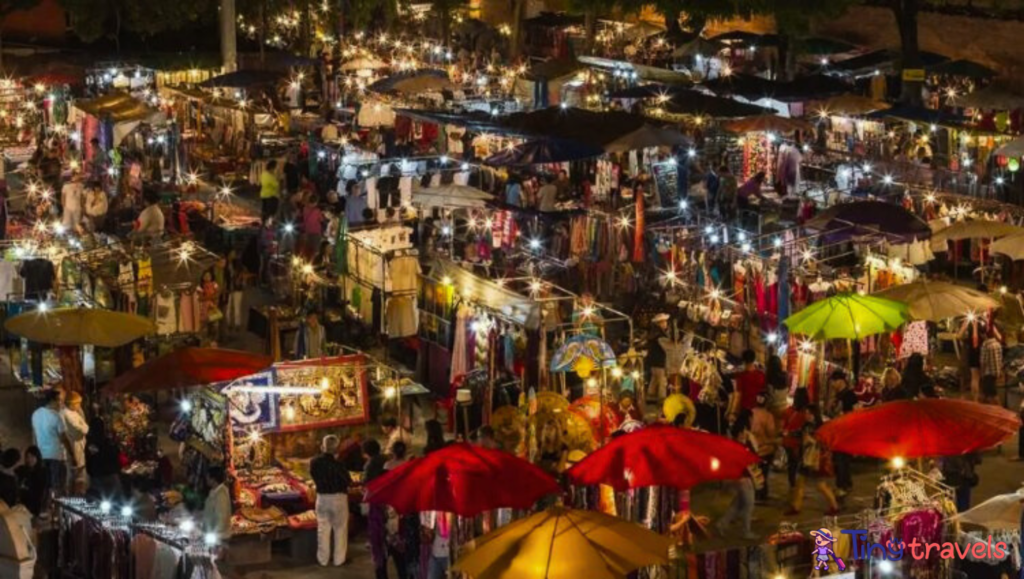 Sunday Chiang mai market 