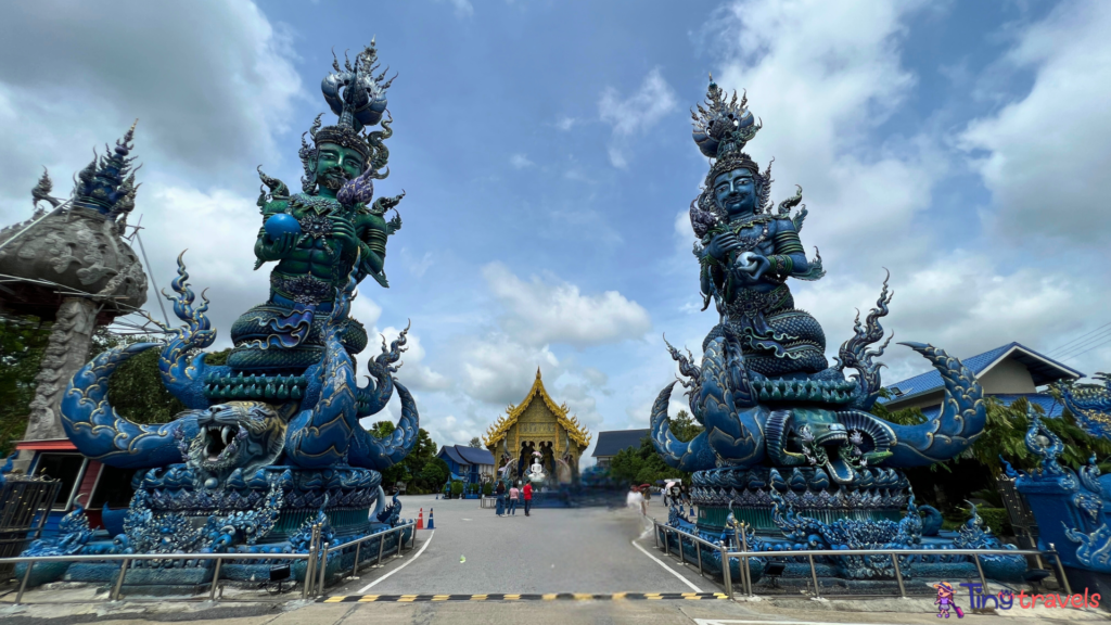 Blue Temple (wat Rong Suea Ten)