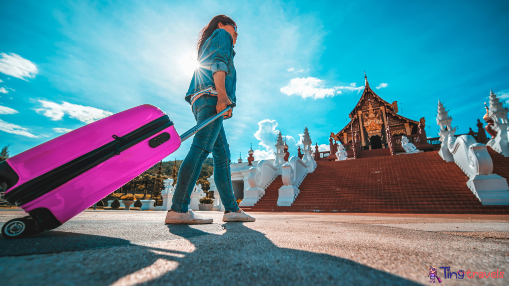 woman Solo traveler in chiang mai⁠
