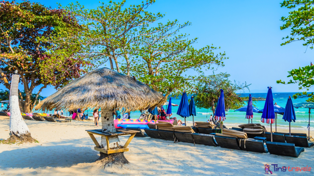 Pattaya Beach, 
is Hua Hin beach better than Pattaya