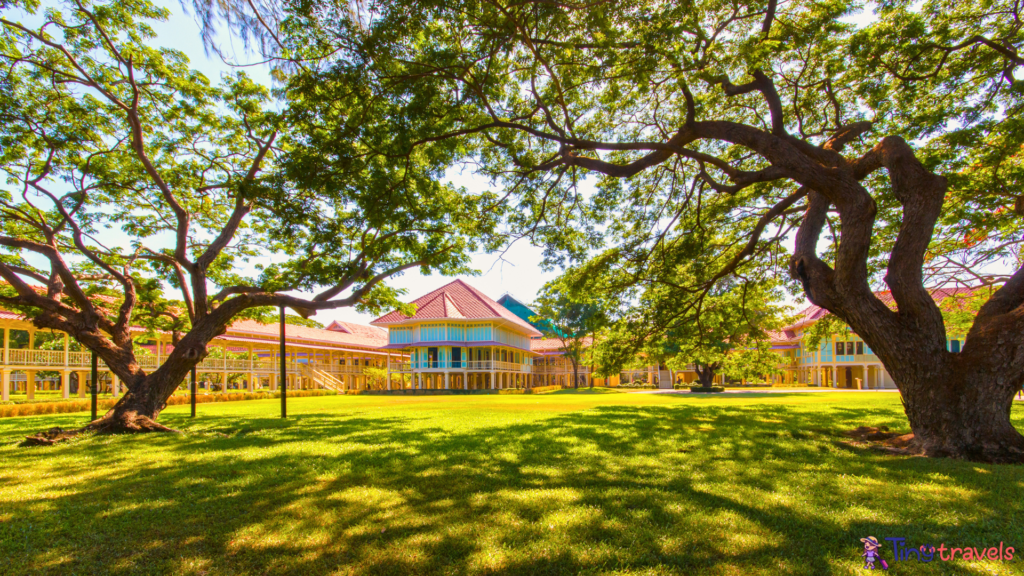 Beautiful landscape scene of Maruekhathaiyawan Palace
most wood palace house in cha-am Phetchaburi Province
southern of thailand