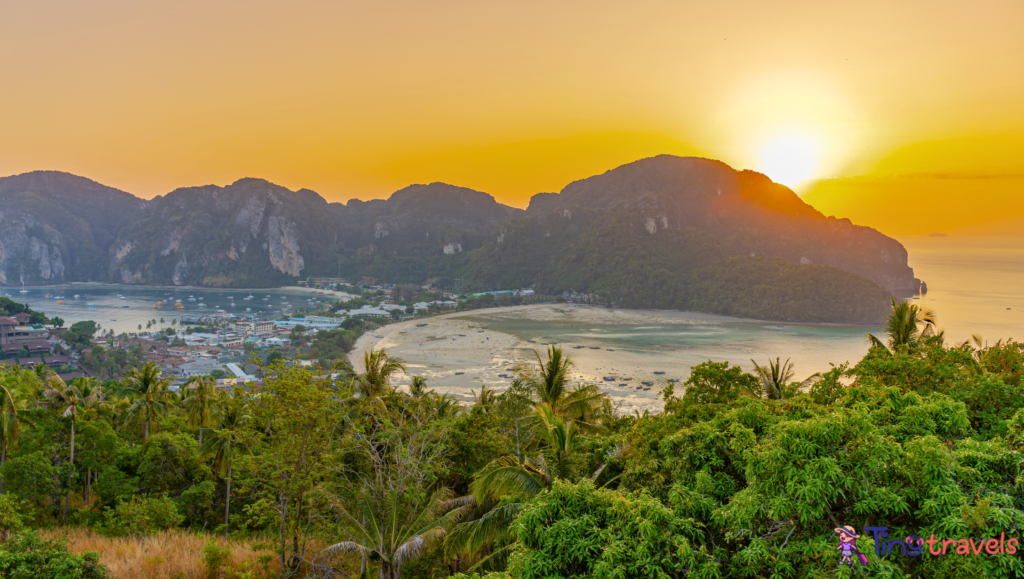 Koh Phi-Phi Sunset view⁠